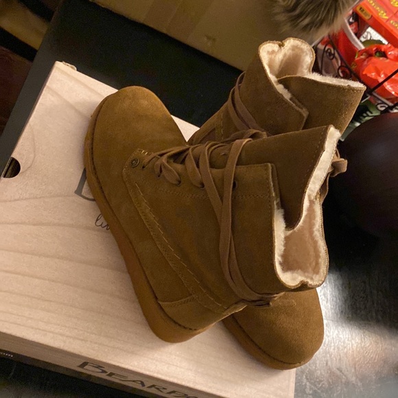 NWT Bearpaw Krista Boot - Picture 5 of 8